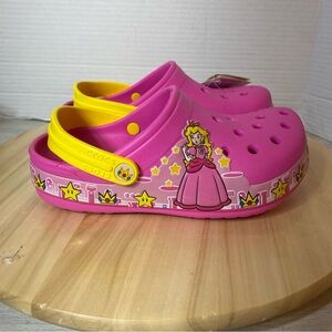 Crocs Fun Lab Super Mario Brothers Princess Peach Clog Size 3 Junior Girls NEW!